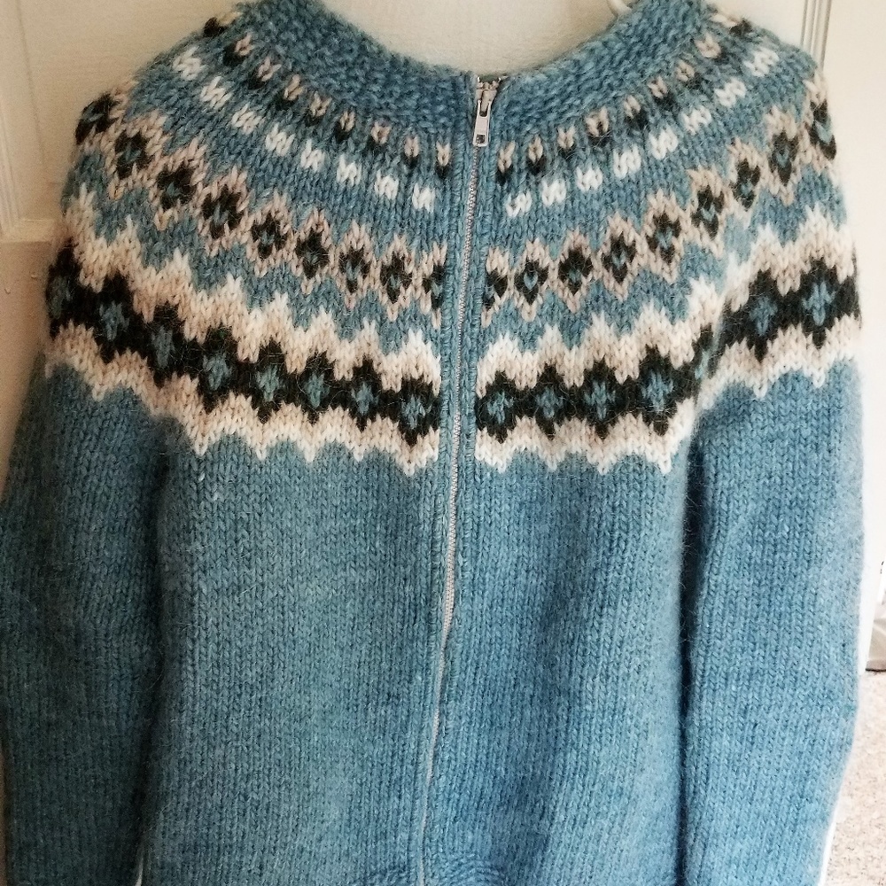 Hand-knit Icelandic Cardigan Sweater - Blue - W